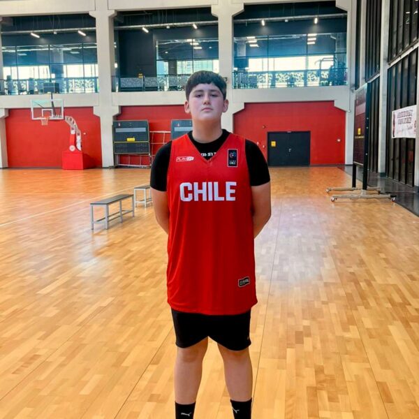 Joven talento de La Calera busca un lugar en la selección chilena de básquetbol